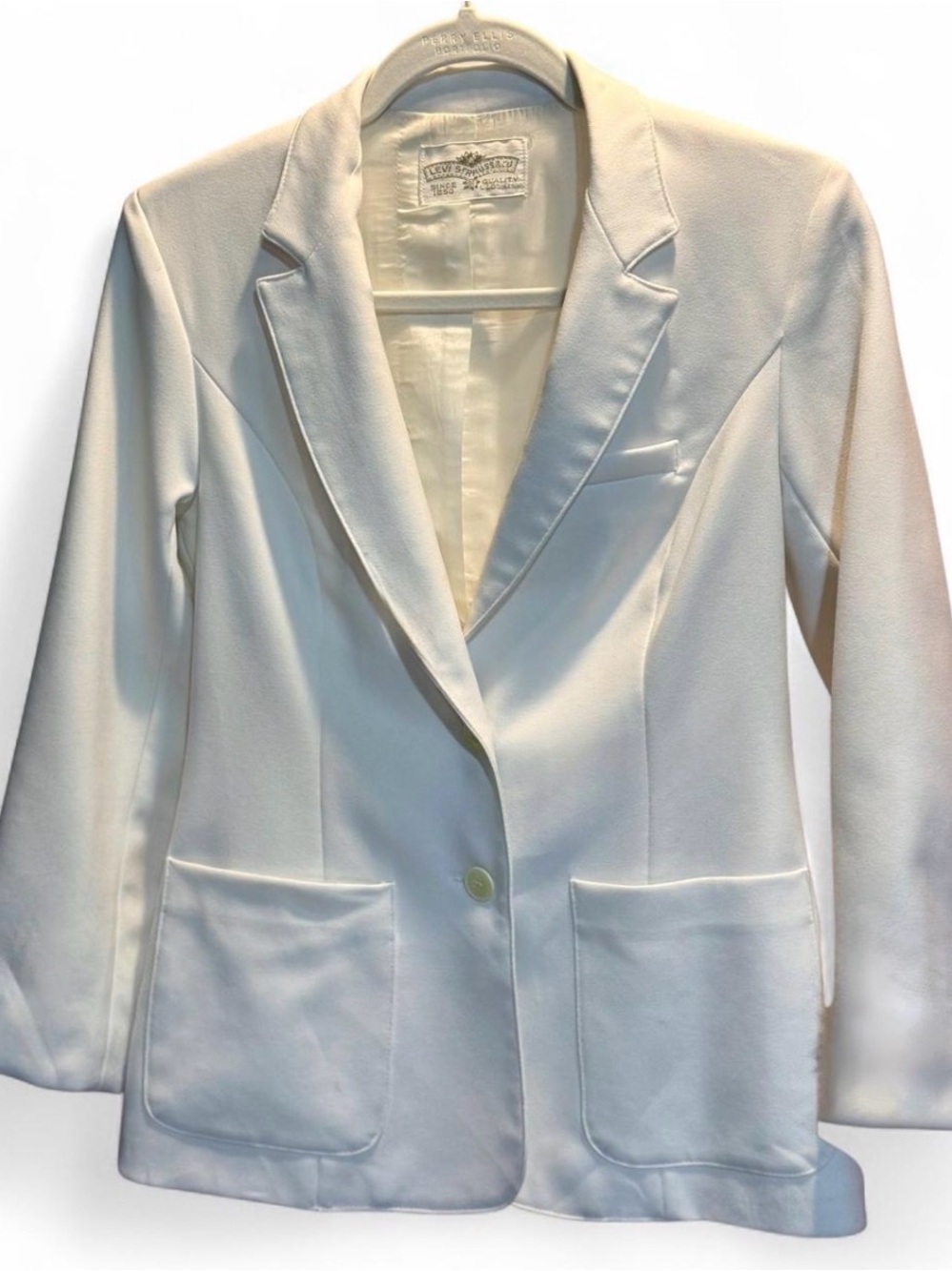 Levi's White Women's Single-Button Tailored Blazer